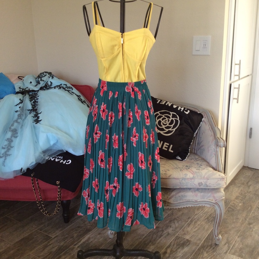 Mango Teal Pleated Midi Skirt with Pink Floral Motif